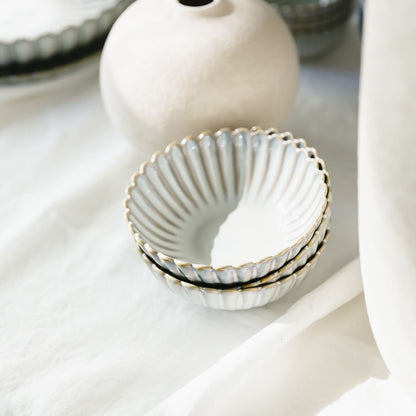 Salt en Pepper kommen 13 cm Lotus