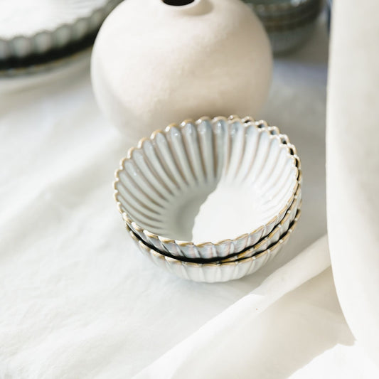 Salt en Pepper kommen 13 cm Lotus